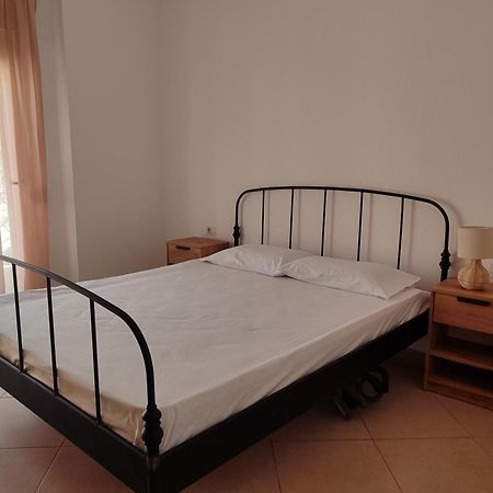Seaview Apartment Detjoni Sarandë エクステリア 写真