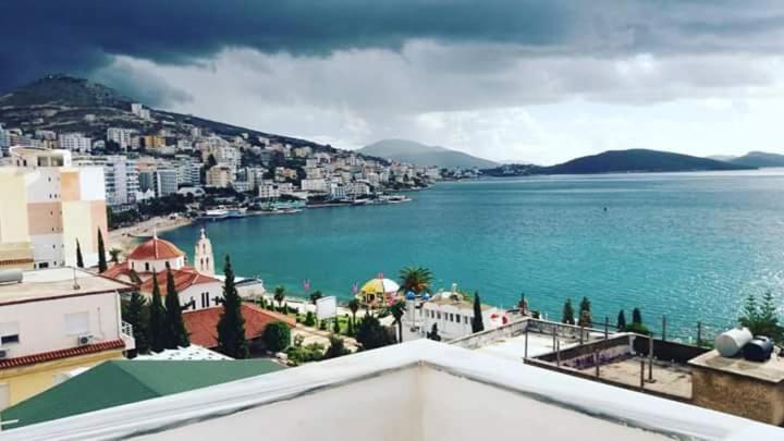 Seaview Apartment Detjoni Sarandë エクステリア 写真