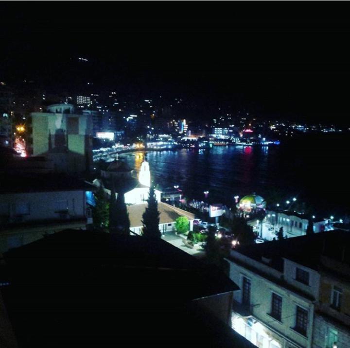Seaview Apartment Detjoni Sarandë エクステリア 写真